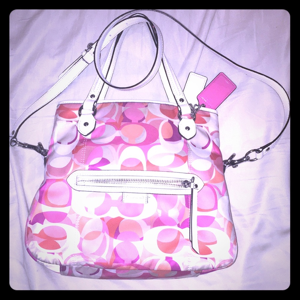 Signature Coach Crossbody